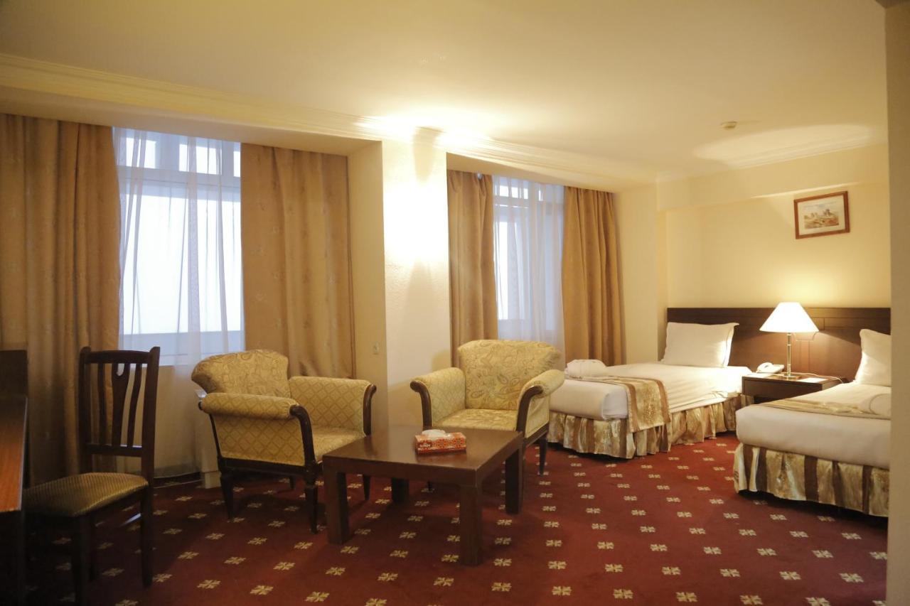 Hotel Uzbekistan Tasjkent Buitenkant foto