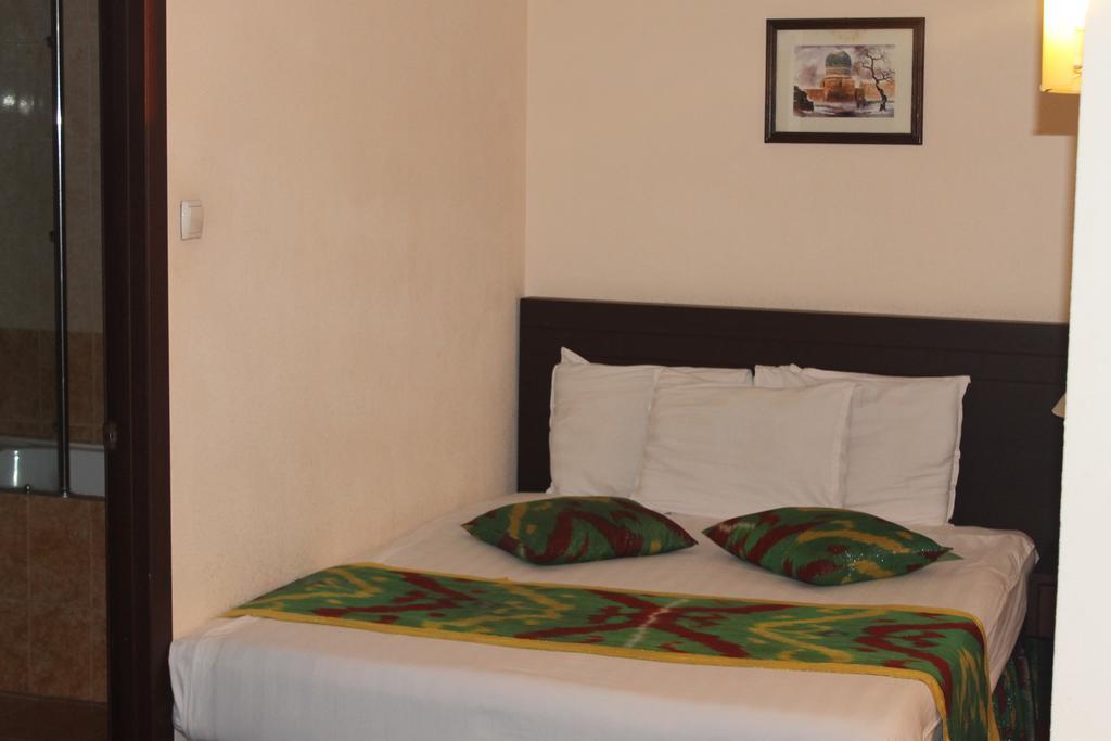 Hotel Uzbekistan Tasjkent Kamer foto