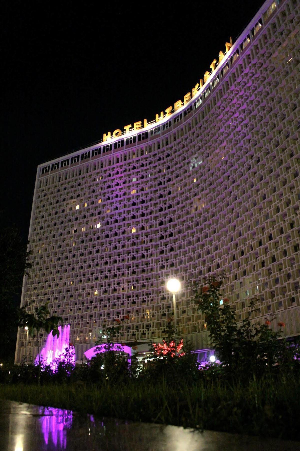 Hotel Uzbekistan Tasjkent Buitenkant foto
